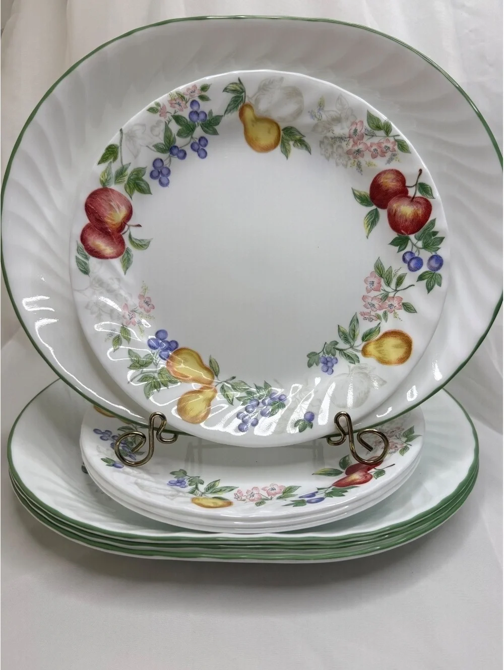 Corelle Chutney Fruit Swirl 4 Plates 4 Platters Set